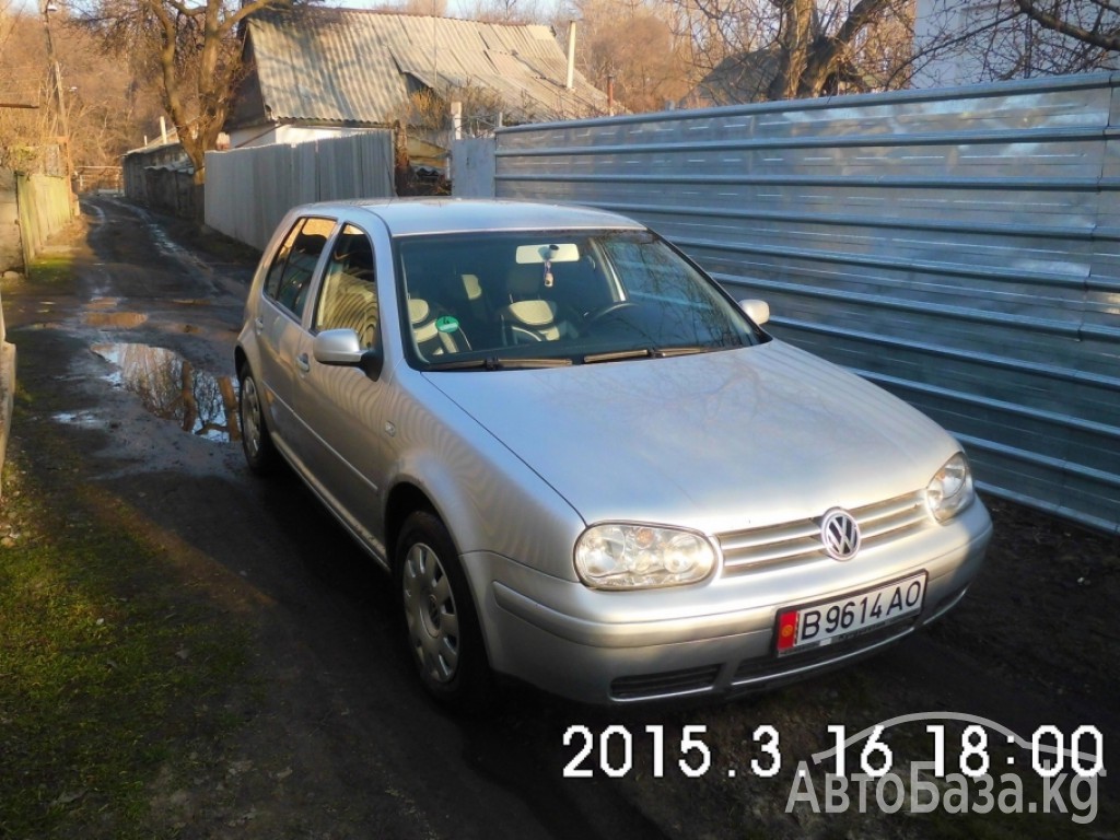 Volkswagen Golf 2003 года за ~566 400 сом