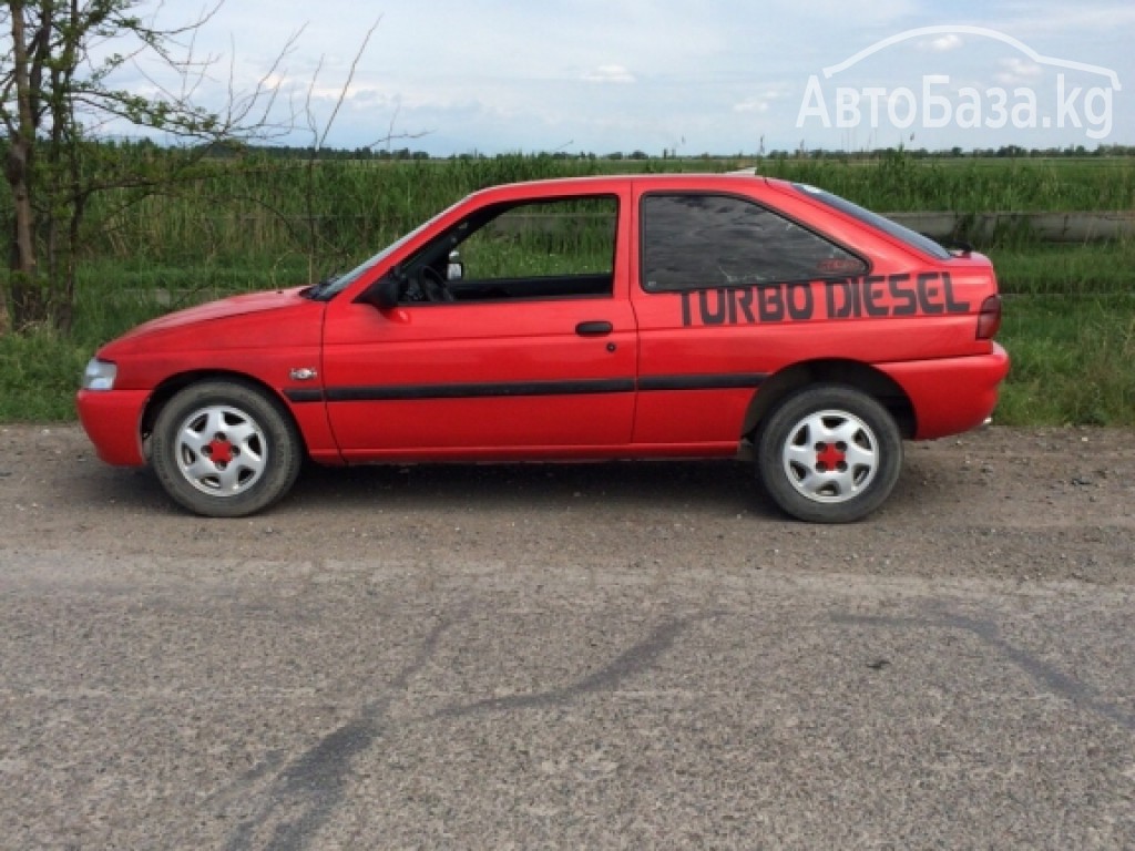 Ford Escort 1996 года за ~136 400 руб.