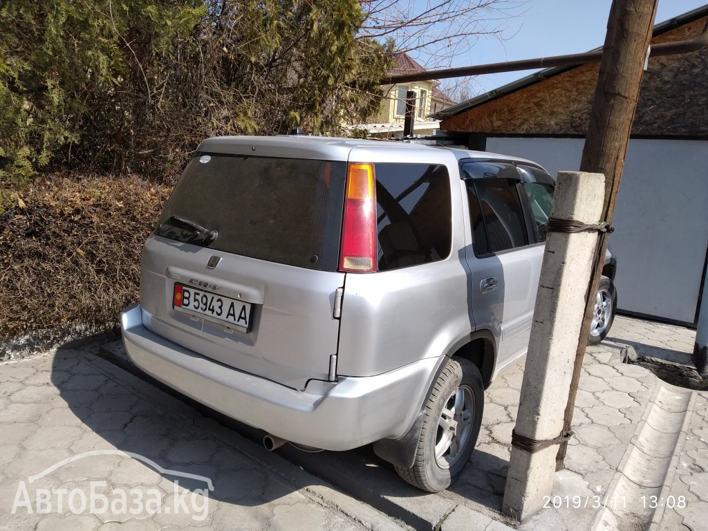 Honda CR-V 2000 года за ~314 200 сом